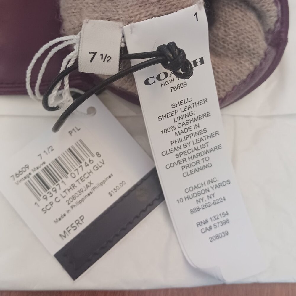 Coach cashmere lined leather gloves. - Picture 5 of 5